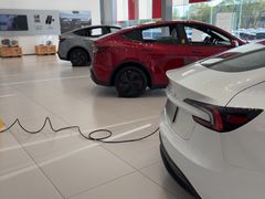 -TESLA 特斯拉(北京后沙峪特斯拉中心)
