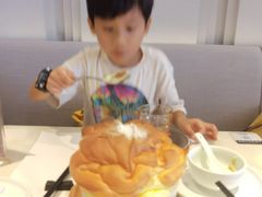 -港丽餐厅(高德置地店)