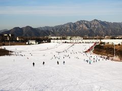 -华彬猛犸滑雪场