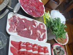 -沸炉重庆老火锅(军事博物馆店)