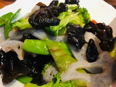 -巴蜀风情(西溪欢乐城店)