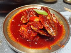 -草家酱蟹炭火烤肉店(珲春南路一店)