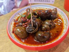 -老闵田螺馆·南昌特色小炒(梦时代店)
