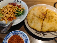 -肖四女乐山跷脚牛肉(世博源店)