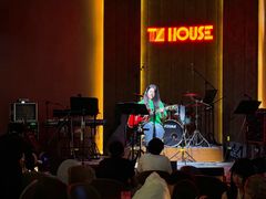 -TZ House音乐现场(来福士中心店)