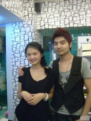 美女小飞和PETER-FUTURE HN男士发型风格设计