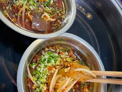 -马路边边·成都串串(翠柏路店)