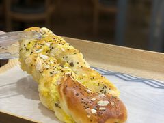 -焙丽拾光(麦凯乐直营店)