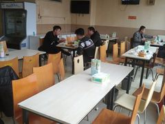 大堂-洪峰浩老北京烧饼夹肉(角门路店)