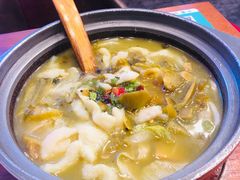 -周鱼小馆石锅酸菜鱼(活力汇店)