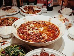 -辣小妮de川菜馆(红旗Mall店)