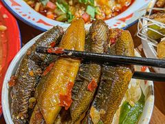 -郭婆婆疯子鸡·土货江湖菜馆