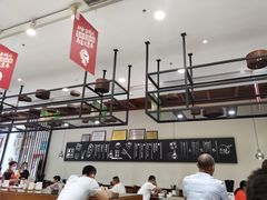 大堂-锡笼记·无锡小笼(大润发店)