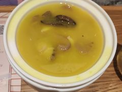 -顺风汤馆·广府粤菜(江宸天街店)