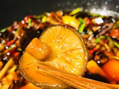 香菇-一只烧鸡公(解放碑店)