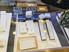 -沐渔二手奢侈品黄金手表包包回收·中古店(广州塔店)