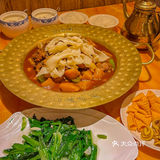哦莫不敢相信，这家新疆菜餐厅百元内双人餐吃到饱！