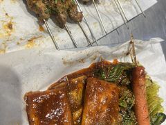 -新哥小串·臭米线(风尚米兰店)