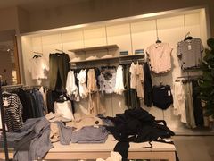 -H&M(星河城店)