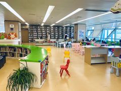 -杭州滨江区图书馆科技分馆