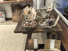 -雀食面包店(钟楼店)