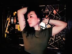 -城墙外BAR
