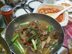-独一佳老胡湘菜馆(矿山路店)