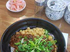 -耙豌豆重庆小面