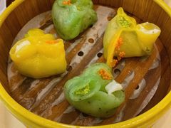 菜汁北极贝豆苗饺-中山国际酒店中餐厅