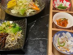 -山川小町·极番烧肉(新地假日广场店)