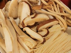 -山城年华老火锅(玉林店)