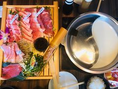 -我那覇豚肉店(カフーナ旭橋店)