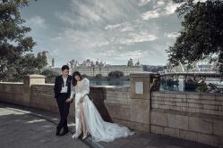 点击看大图 -挪娅婚纱摄影皇家会所