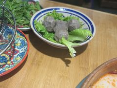 -洱火云南酸菜牛肉火锅(石景山当代商城店)