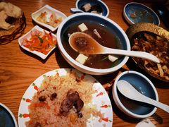 -金莹丸子汤清真(朝外SOHO店)