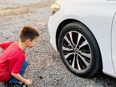 -天津波士信达奔驰4S店(卫津南路店)