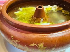 气锅鸡-香巴拉云南餐厅(华莱坞店)