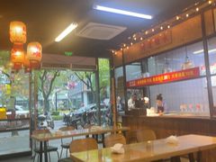 -丽丽三鲜螺蛳粉(田林路店)