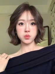 -十六番发型师事务所