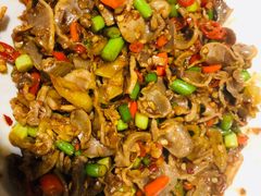 酸豆角鸡杂-钟掌勺忘不了地道湘菜(新天地假日广场店)