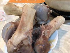 -渝君重庆火锅(嘉宾路店)