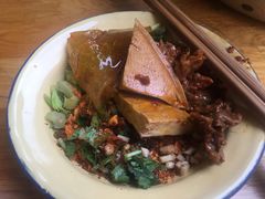 -拈签一笑黄牛肉辣卤串串
