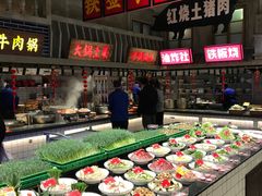 自助取餐区-阿财老铺·老蚌埠龙虾城(华夏总店)
