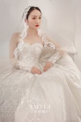 -艾米丽婚纱礼服
