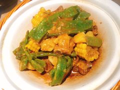 东北一锅出-上关雪東北菜(中房金谊店)