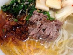 iphone_upload_pic-巍山火巴肉饵丝(大理古城店)