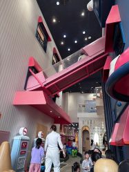 -奈尔宝·儿童乐园·亲子餐厅(华采天地店)