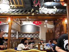大堂-东来菜馆•手抓海鲜家常菜•海鲜锅贴(鸽子窝店)
