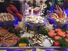 -棕榈阁·巴西烤肉海鲜自助餐厅(中州皇冠假日酒店)