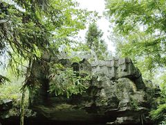 -梭布垭石林景区